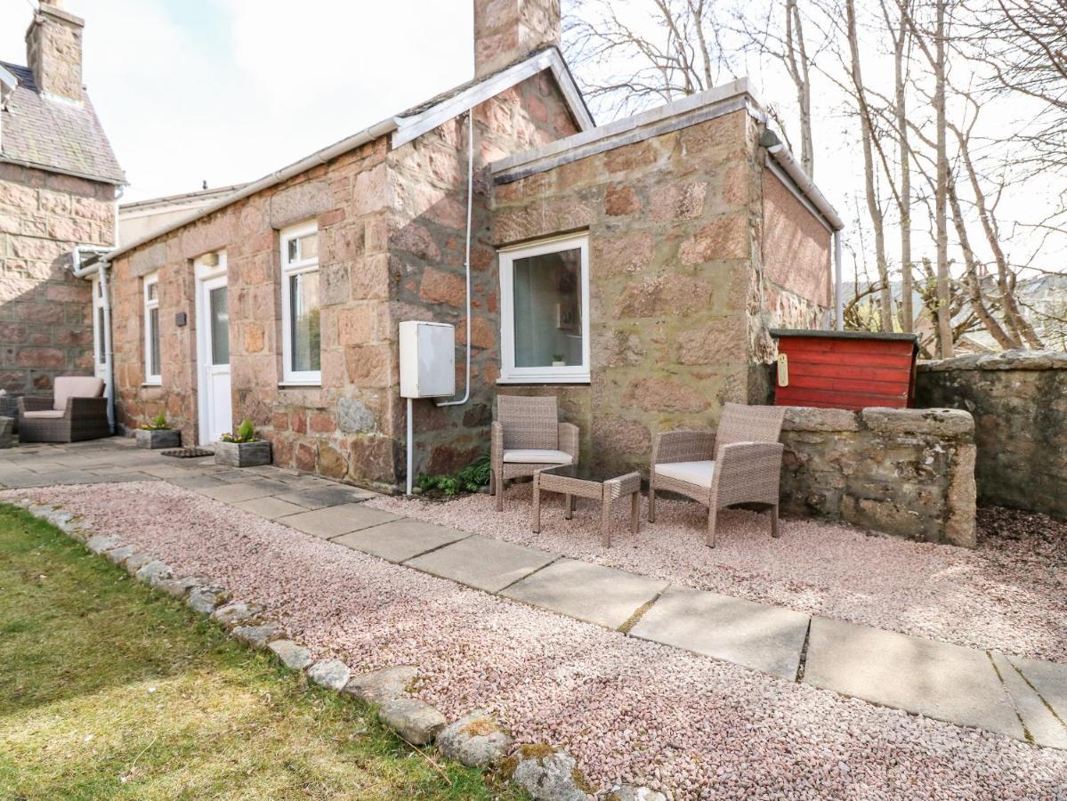Gairnlea Cottage Ballater Exterior foto